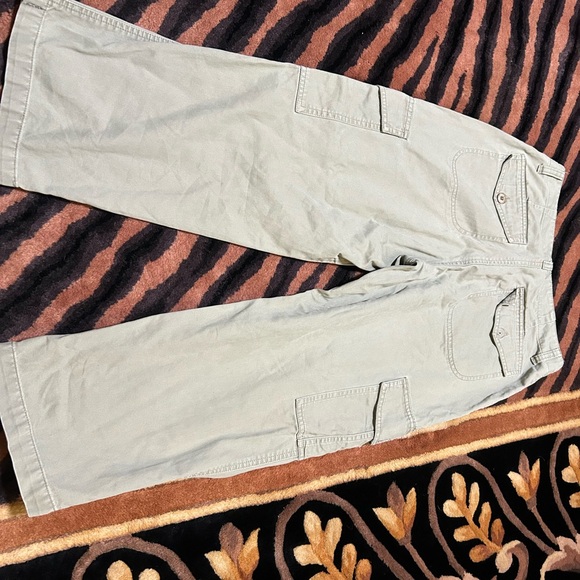Gloria Vanderbilt Beige Trousers - Picture 3 of 3